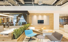 辦公室玻璃隔斷的優(yōu)點(diǎn)你了解多少？