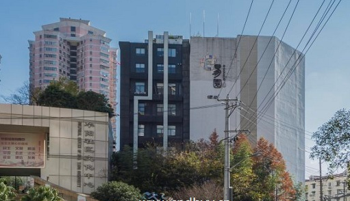 【中環芯?2.5 萬方文創高地】上海長寧德必易園招商啟幕 — 獨棟辦公 / 甲級寫字樓 / 稀缺旺鋪，享三重政策紅利