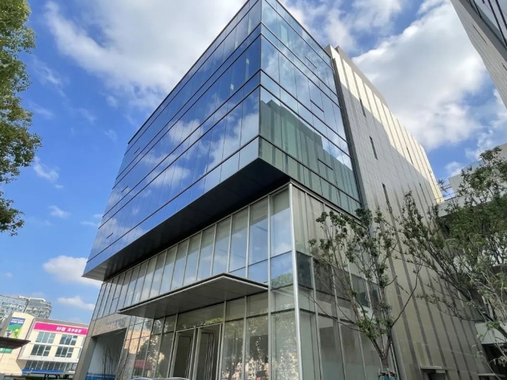 上海莘莊核心地鐵上蓋！2700㎡濱水通燃氣獨棟閔行熱售